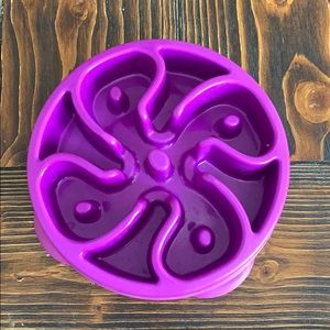 Slow feeder dog bowl